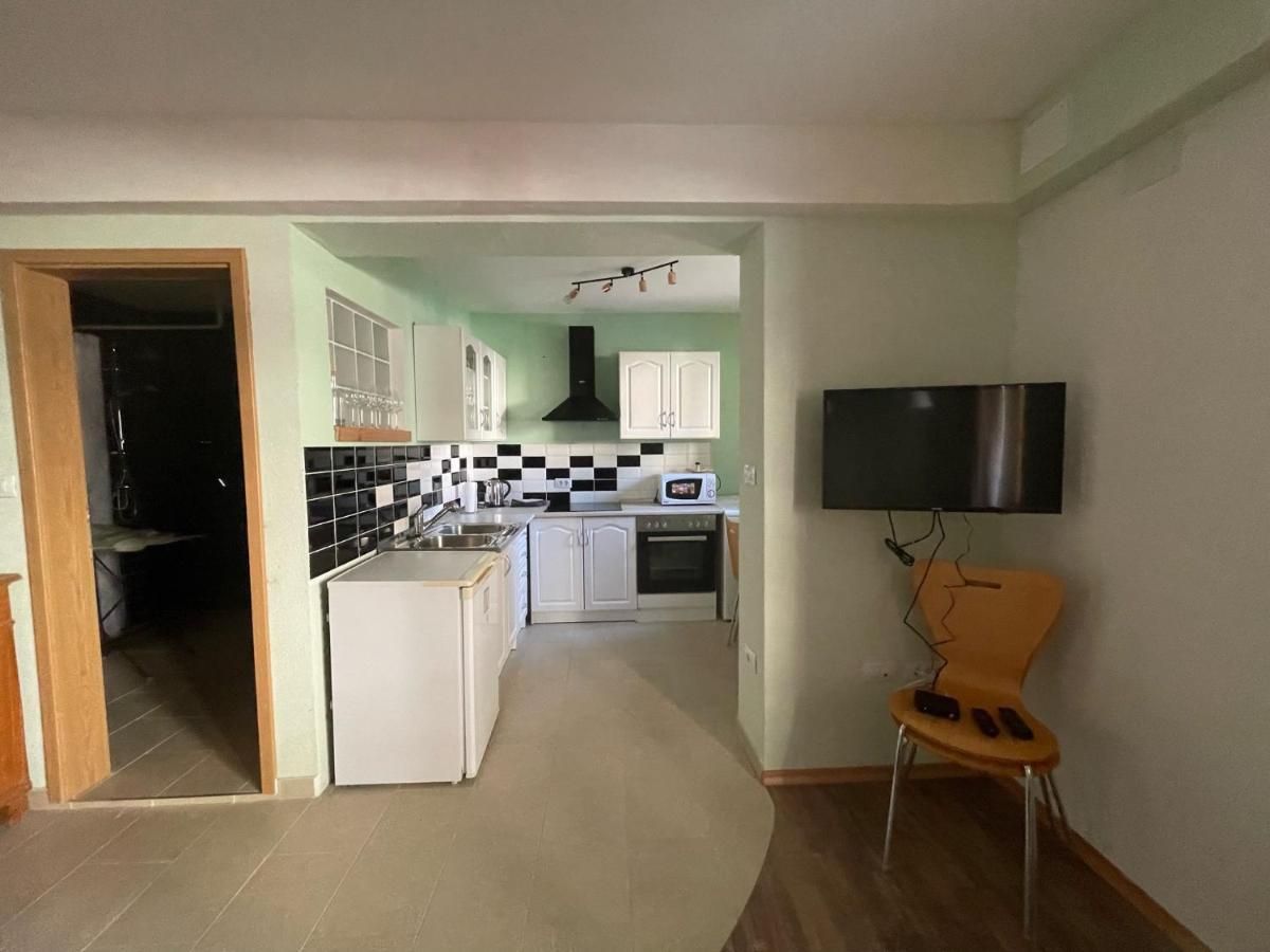 Appartamento Old Square House - Hisa Na Starem Trgu Tolmin Esterno foto