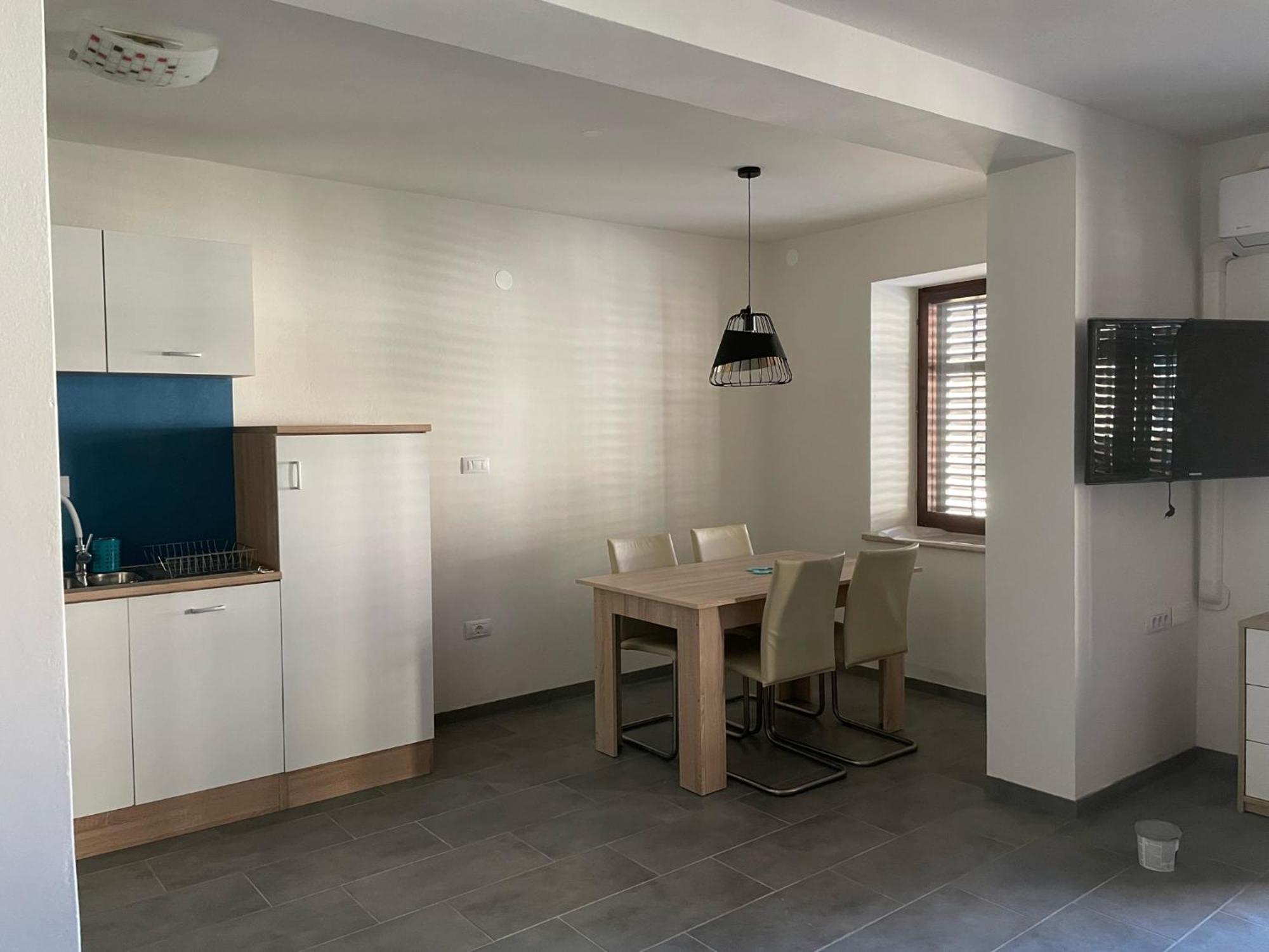 Appartamento Old Square House - Hisa Na Starem Trgu Tolmin Esterno foto